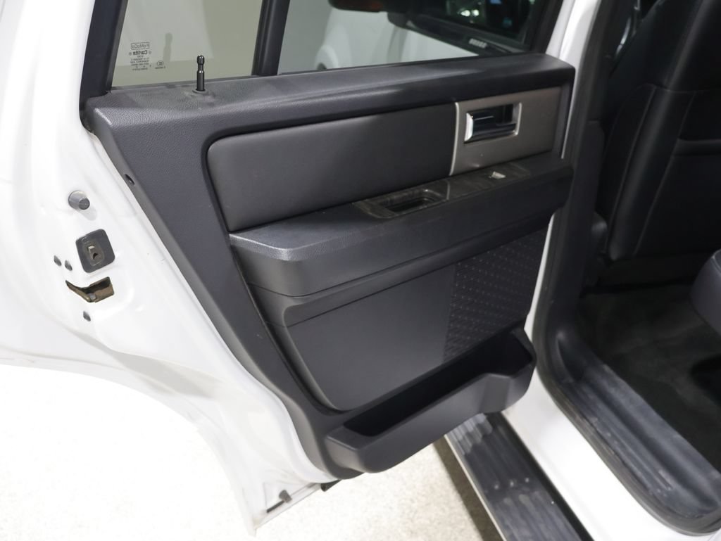 Used 2016 Ford Expedition Limited AWD/4WD image 20