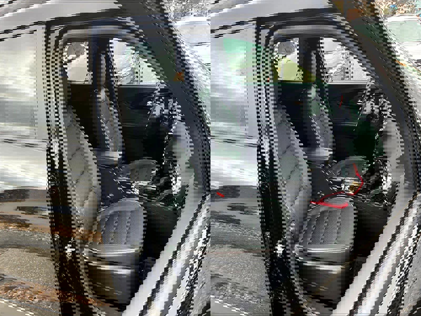 Used 2023 Chevrolet TrailBlazer RS w/ Technology Package AWD/4WD image 11