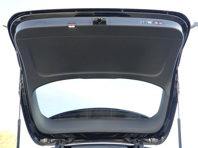 Used 2026 Mercedes-Benz GLC 300 4MATIC image 18