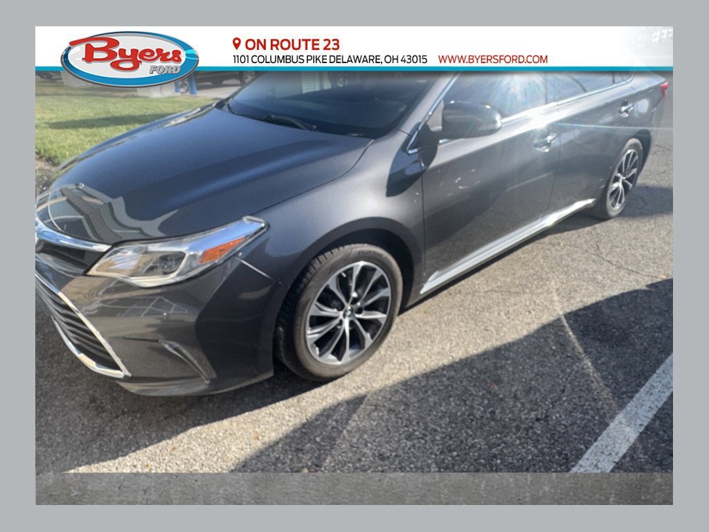 Used 2018 Toyota Avalon XLE Plus w/ Four Season Floor Mat Package FWD image 1