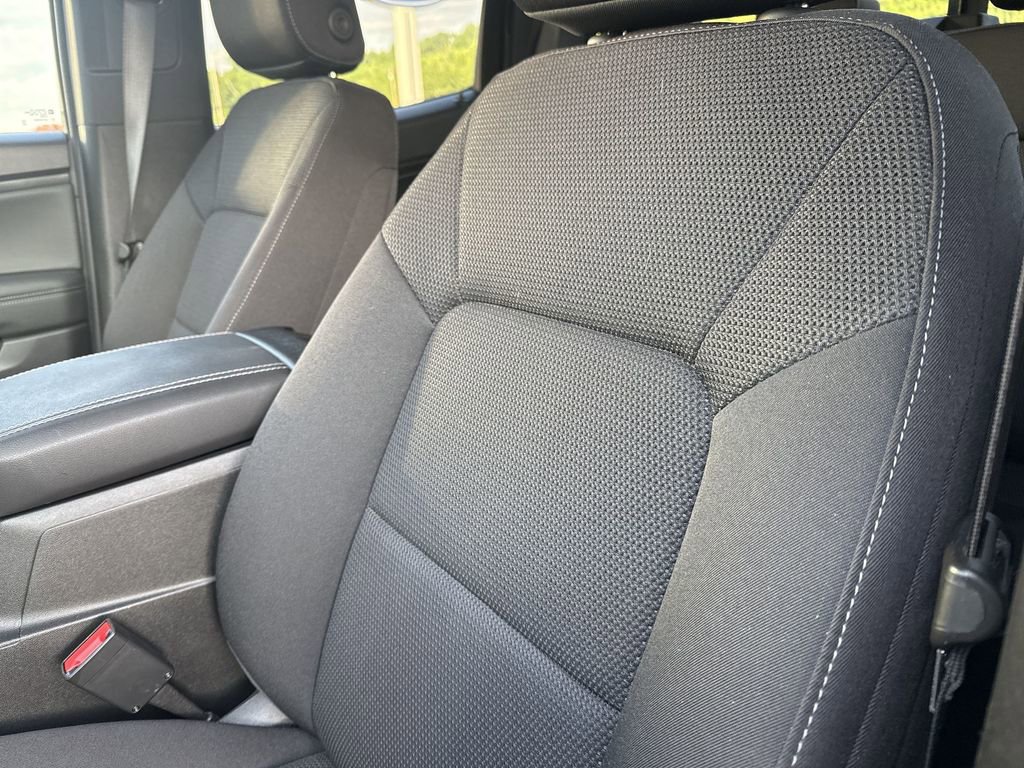 Used 2025 GMC Canyon Elevation AWD/4WD image 9