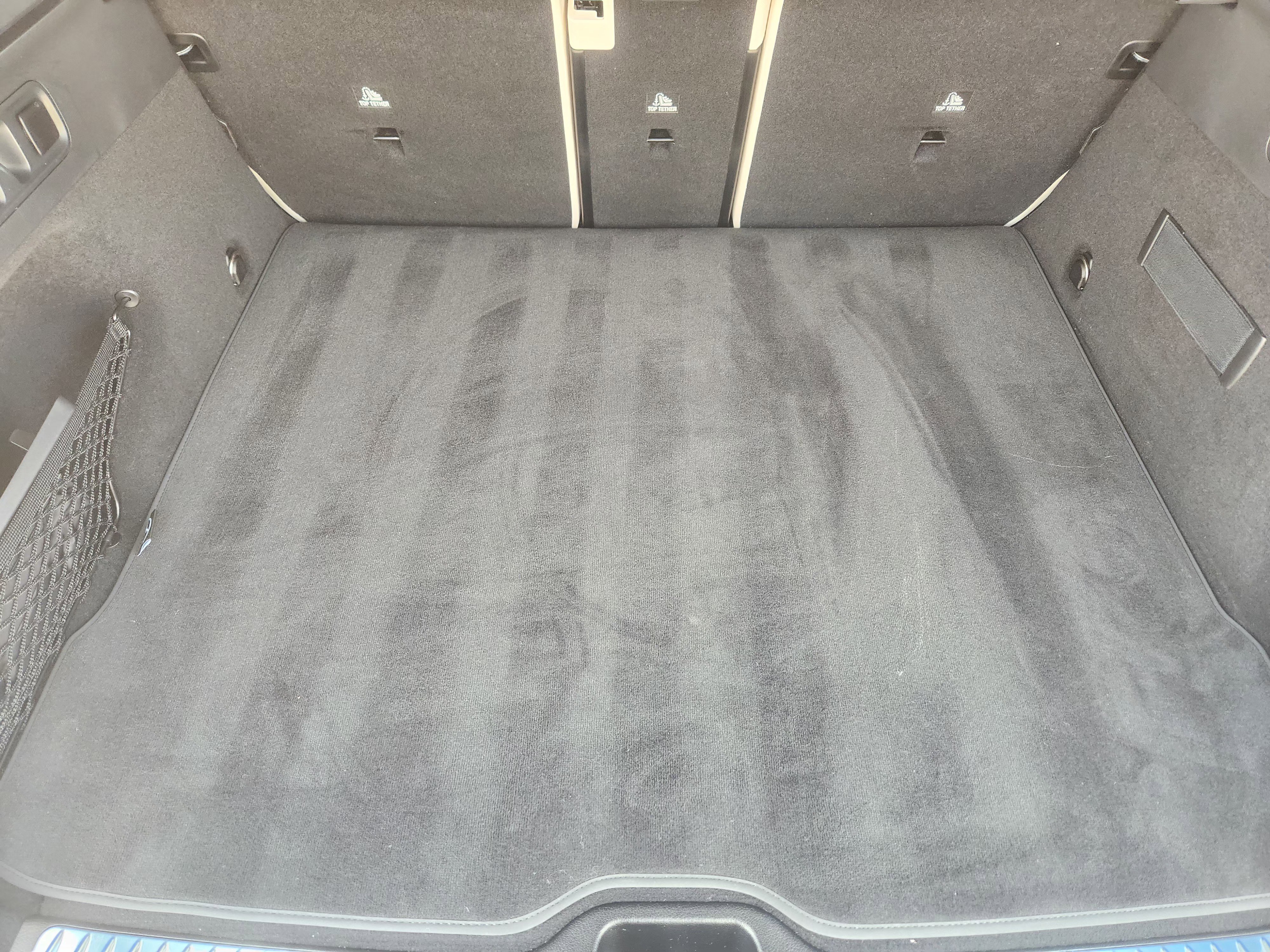 Used 2025 Mercedes-Benz GLC 300 image 33