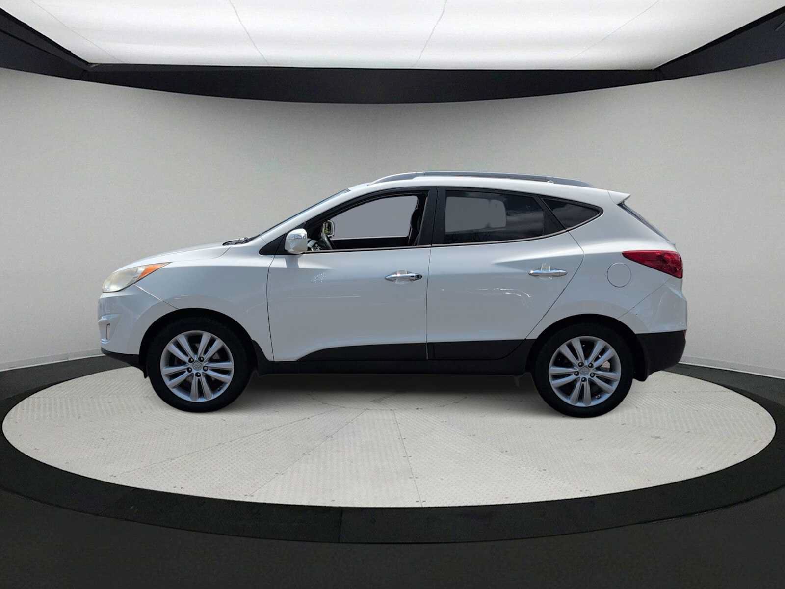 Used 2013 Hyundai Tucson Limited FWD image 5