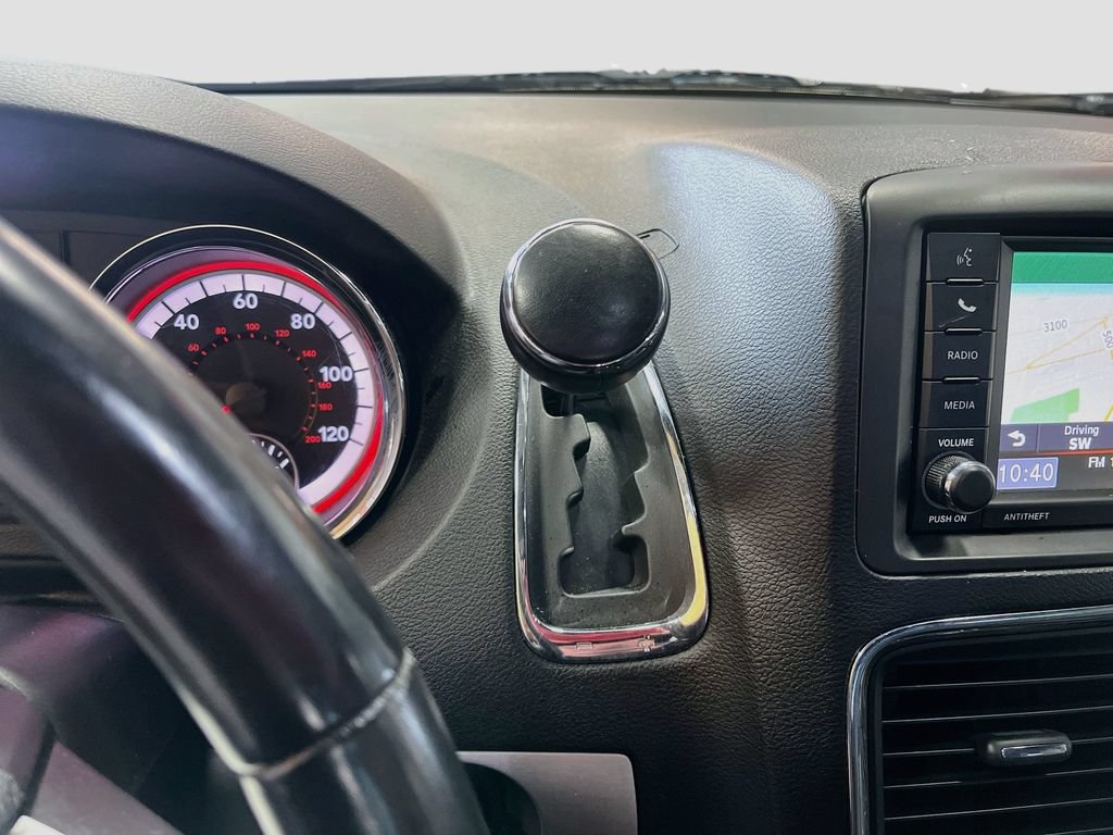 Used 2019 Dodge Grand Caravan GT FWD image 17