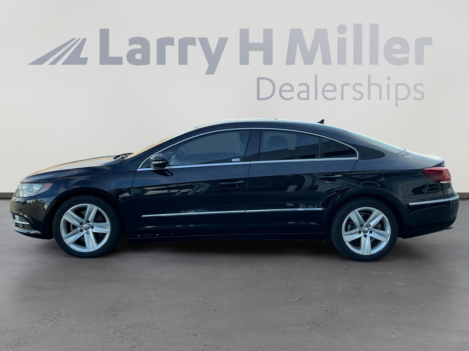 Used 2013 Volkswagen CC Sport image 2