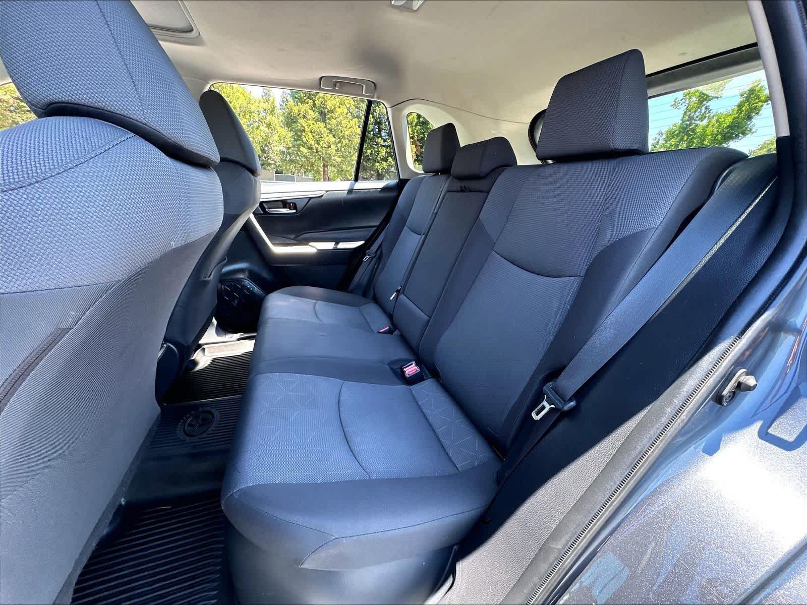 Used 2019 Toyota RAV4 XLE w/ Convenience Package AWD/4WD image 29