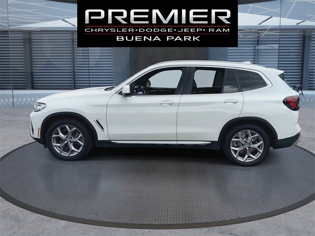 Used 2024 BMW X3 xDrive30i w/ Premium Essential Package image 5