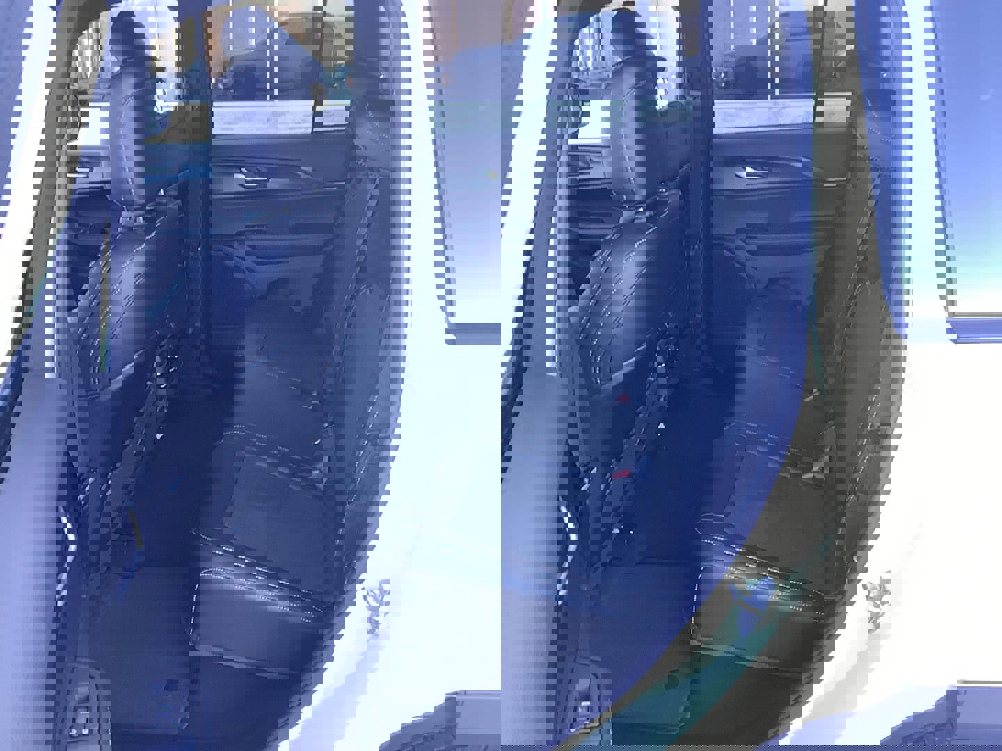 New 2025 Jeep Grand Cherokee Altitude image 9