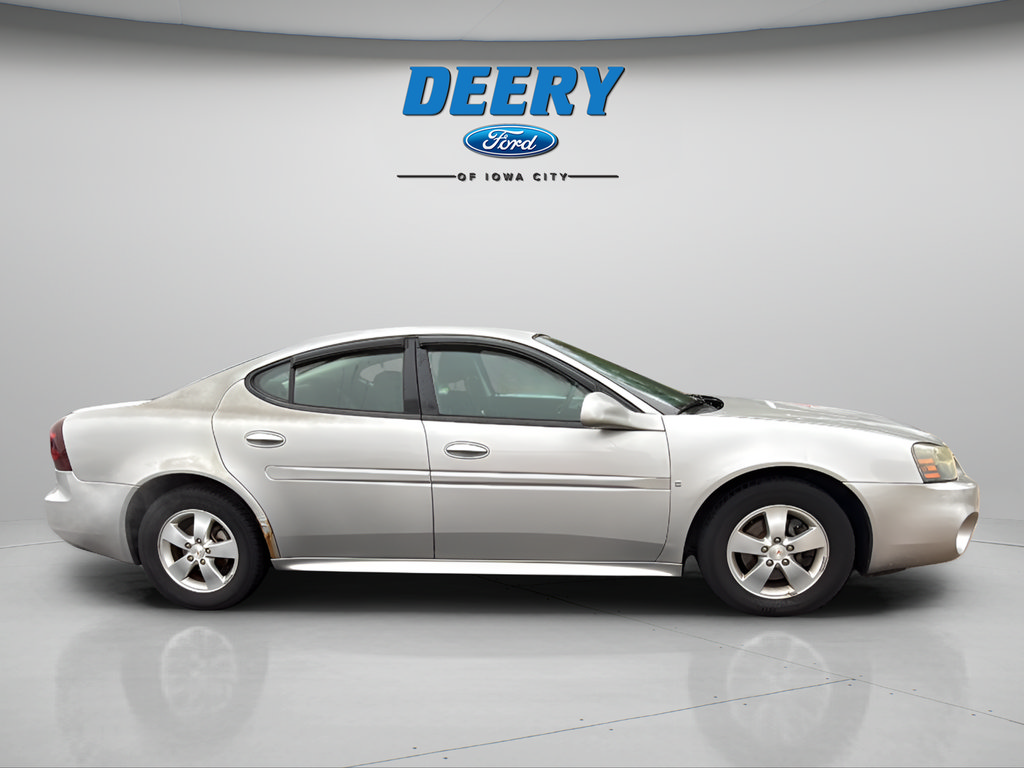 Used 2007 Pontiac Grand Prix w/ Preferred Package FWD image 5