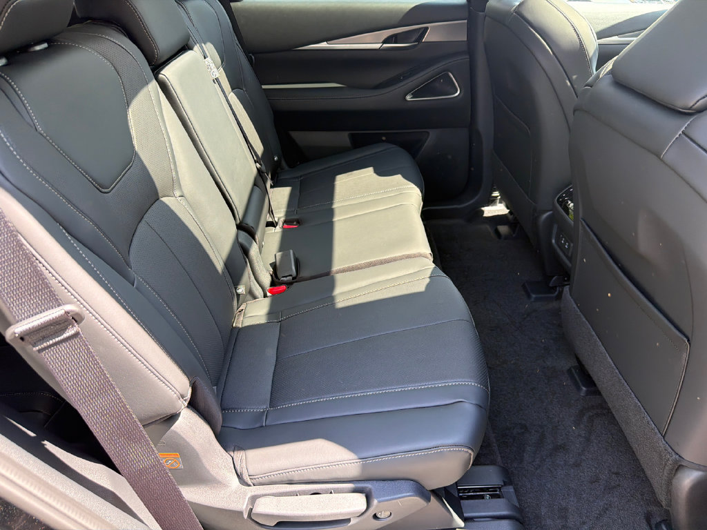 New 2027 INFINITI QX60 Luxe w/ Cargo Package FWD image 15