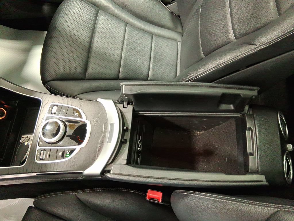 Used 2019 Mercedes-Benz GLC 300 image 37