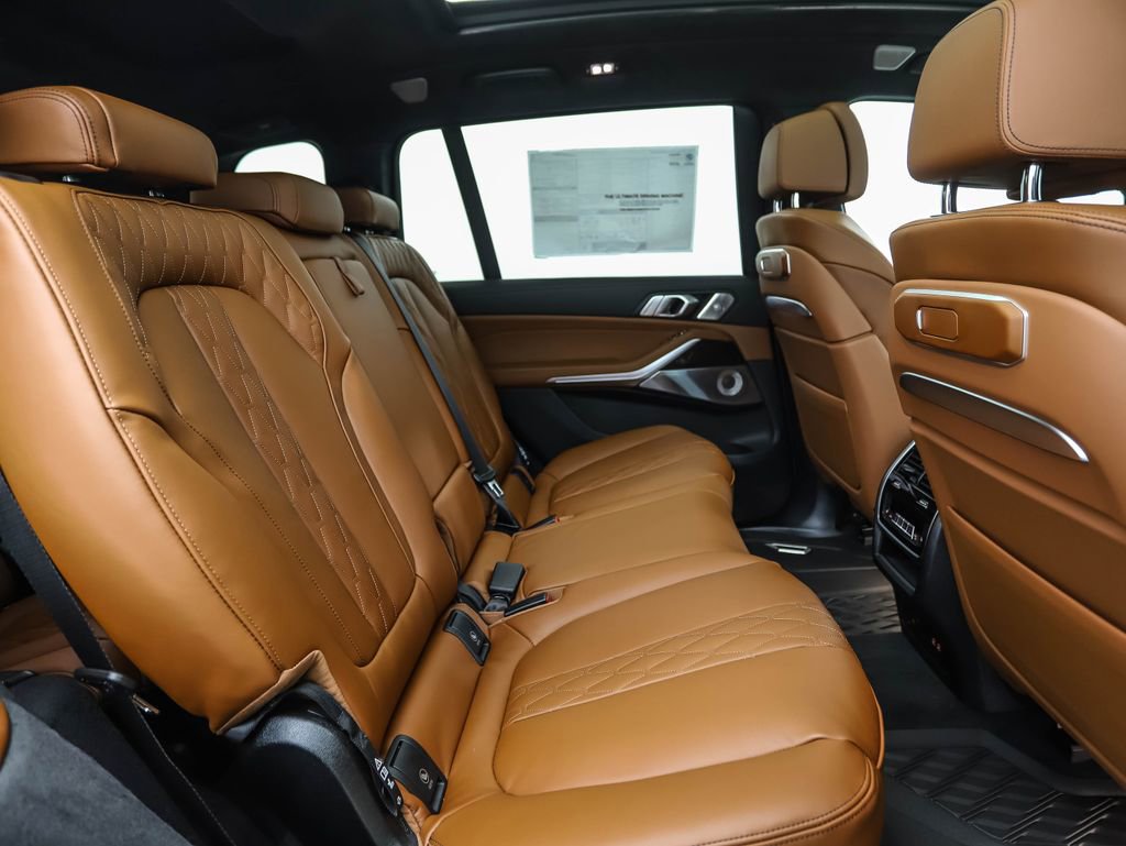 New 2026 BMW X7 M60i image 29