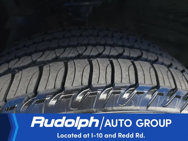 Used 2023 Subaru Outback Touring AWD/4WD image 32