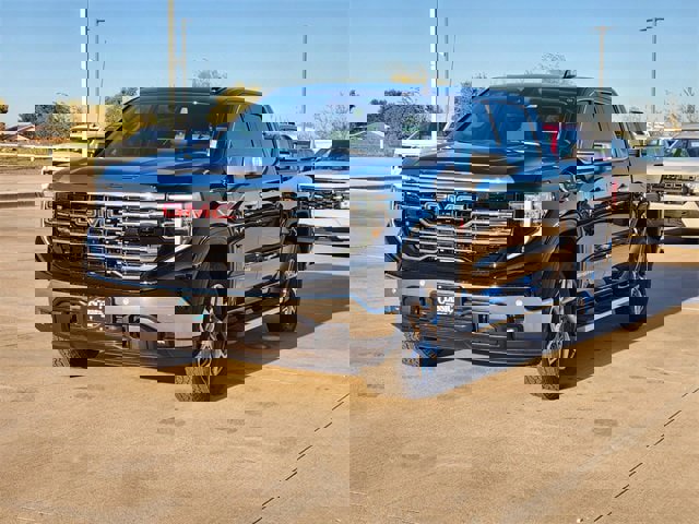 New 2026 GMC Sierra 1500 SLT image 3