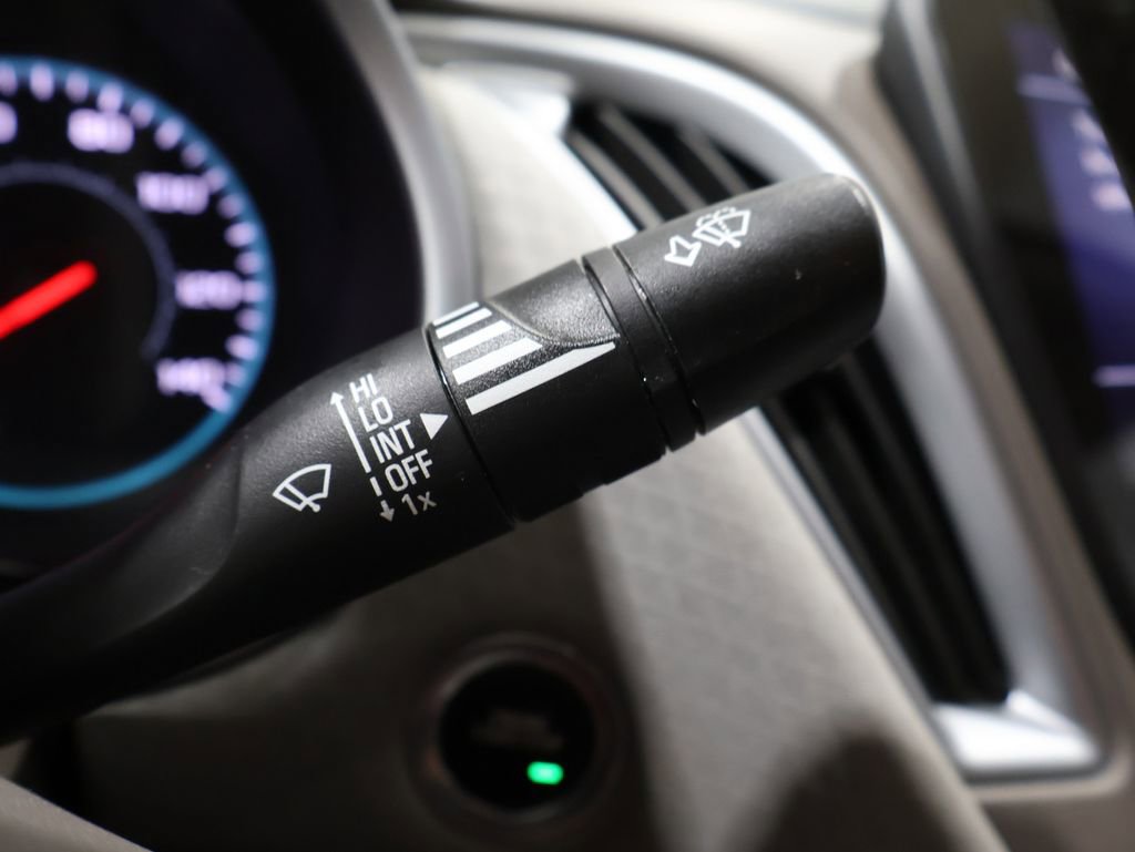 Used 2023 Chevrolet Malibu LS image 36
