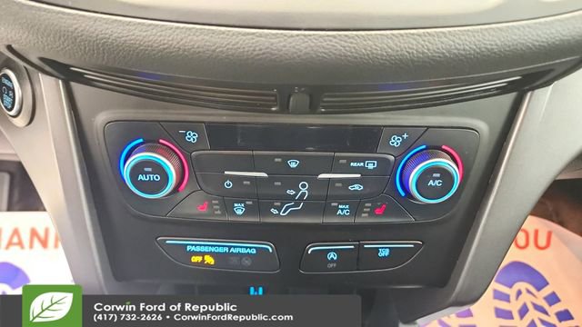 Used 2019 Ford Escape SEL FWD image 17