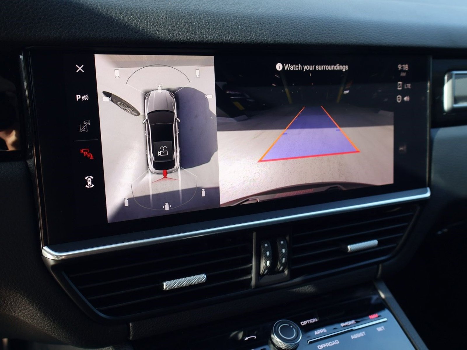 Certified 2023 Porsche Cayenne S AWD/4WD image 19