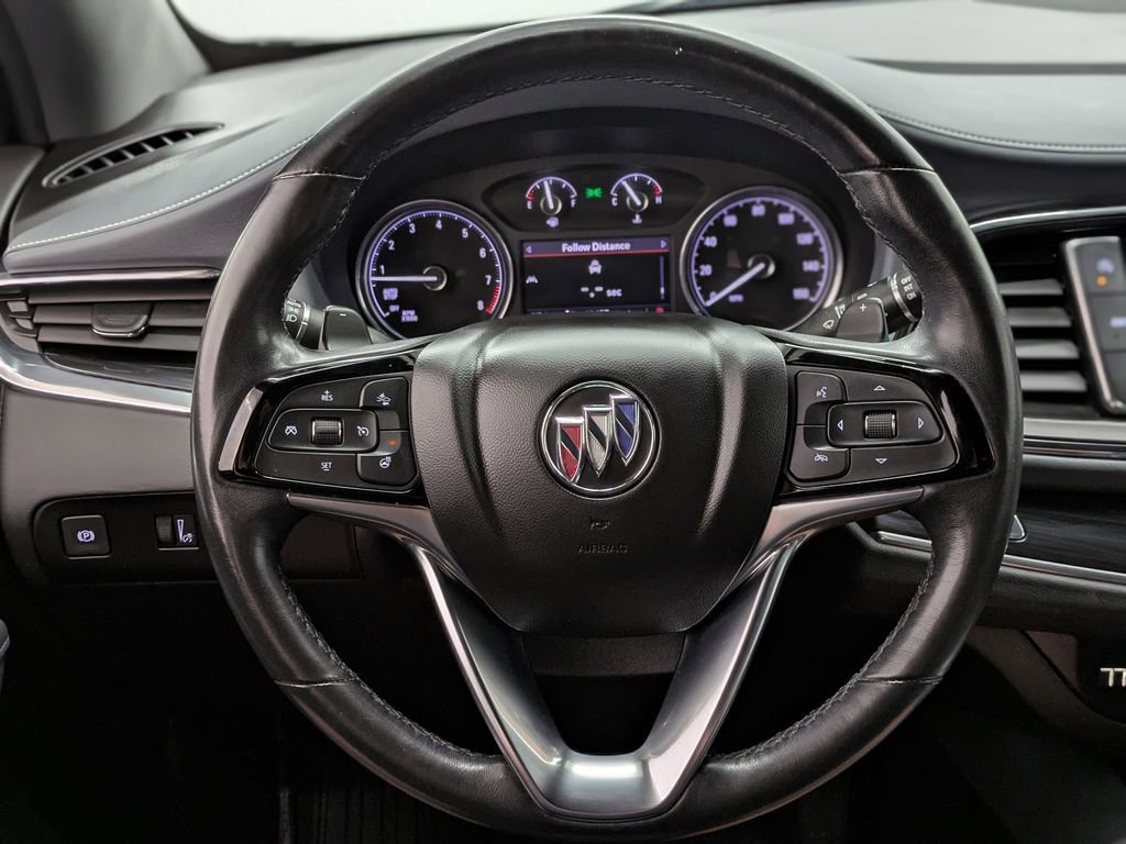 Used 2023 Buick Enclave Essence AWD/4WD image 30