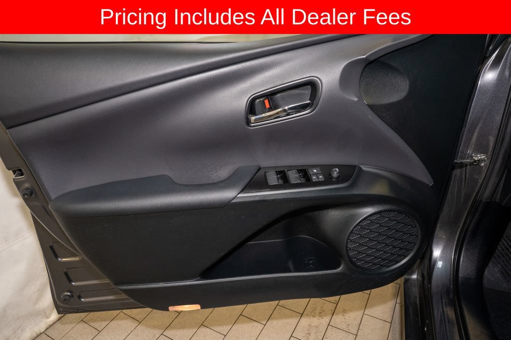 Used 2022 Toyota Prius Prime Limited FWD image 12