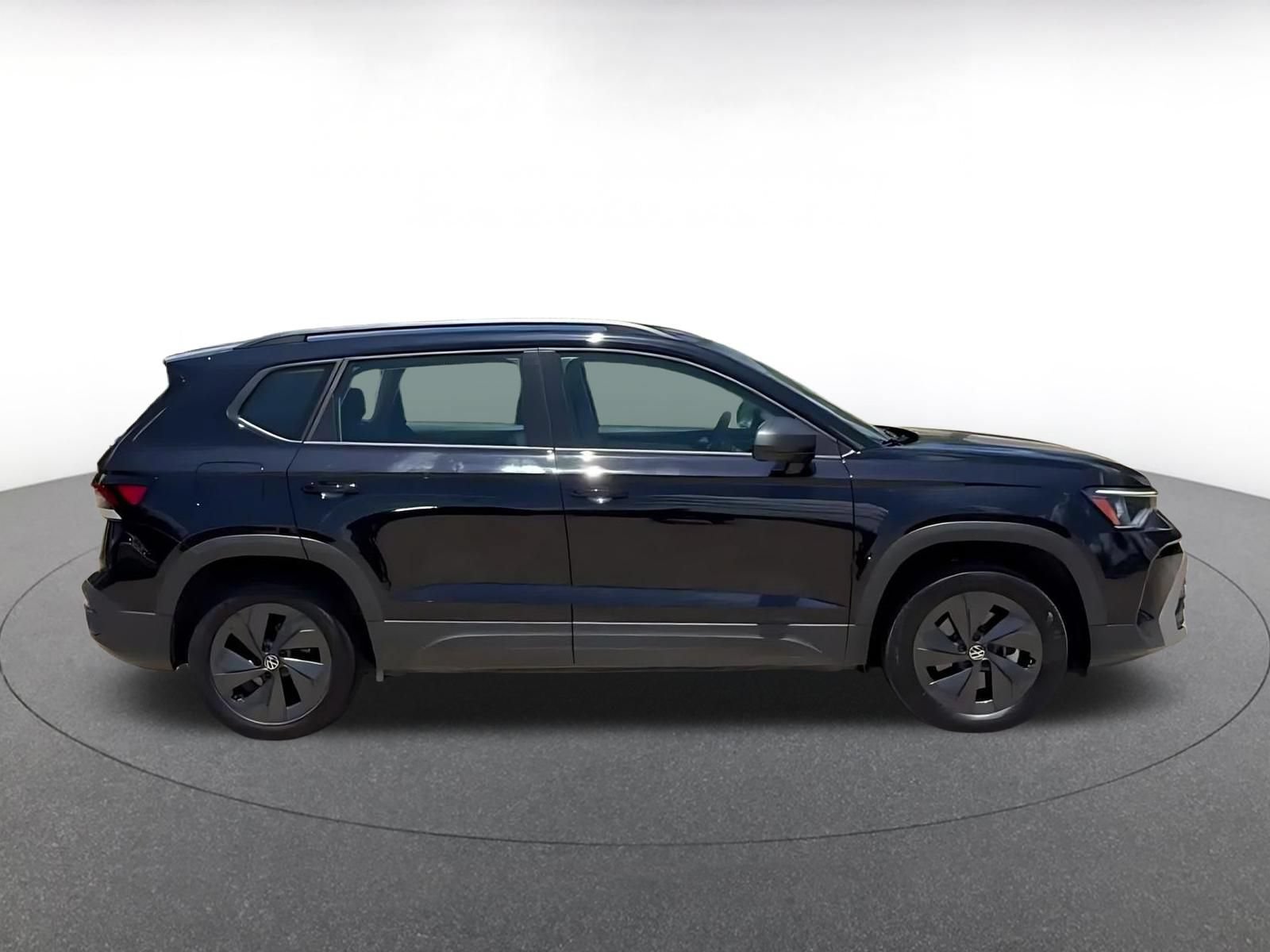 Used 2025 Volkswagen Taos S FWD image 16