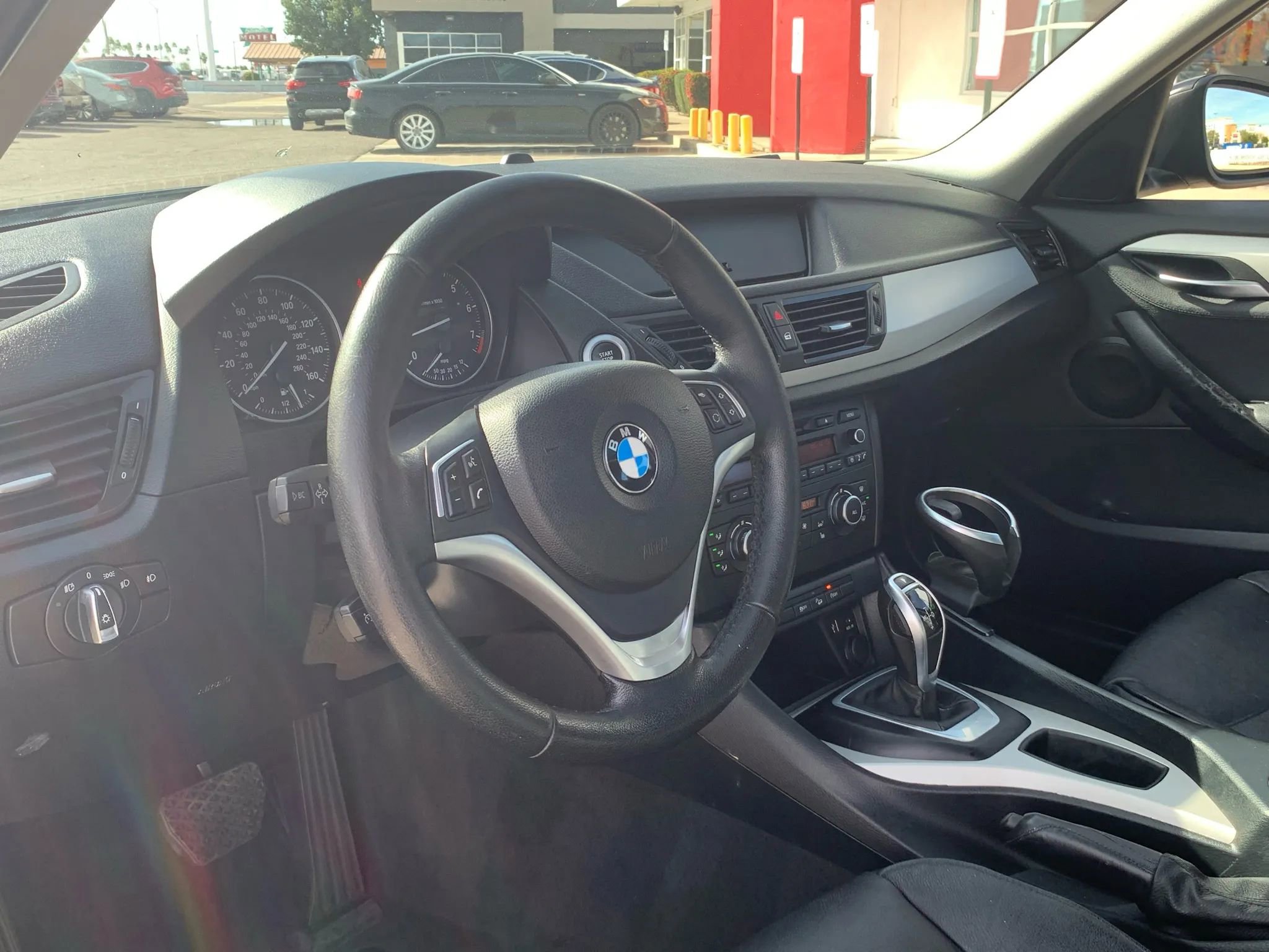 Used 2015 BMW X1 xDrive28i image 8