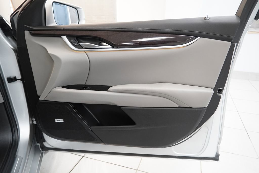 Used 2017 Cadillac XTS Luxury w/ Driver Awareness Package image 34