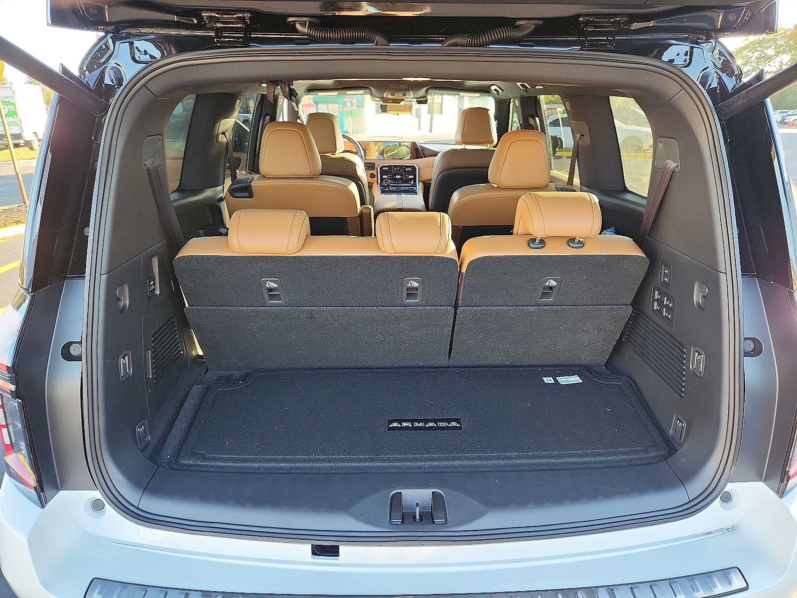 Used 2026 Nissan Armada Platinum Reserve AWD/4WD image 27