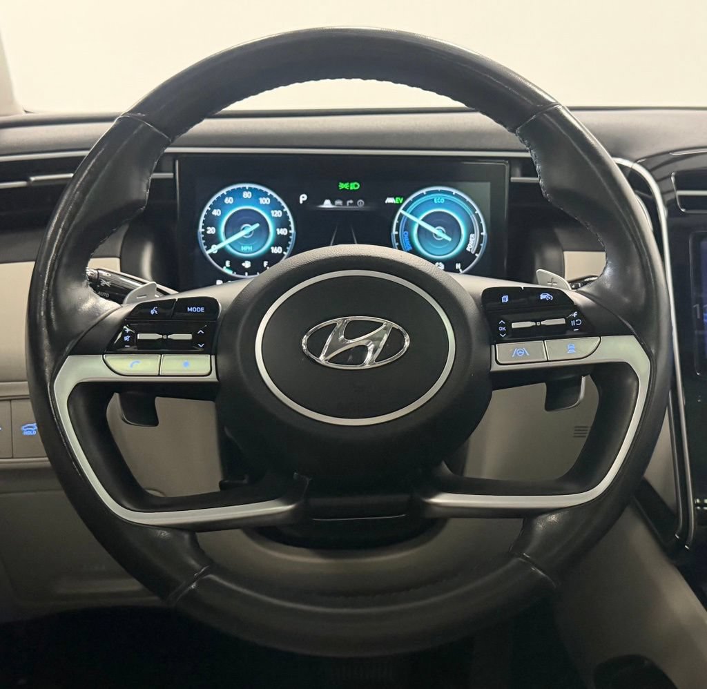 Certified 2022 Hyundai Tucson Limited AWD/4WD image 16