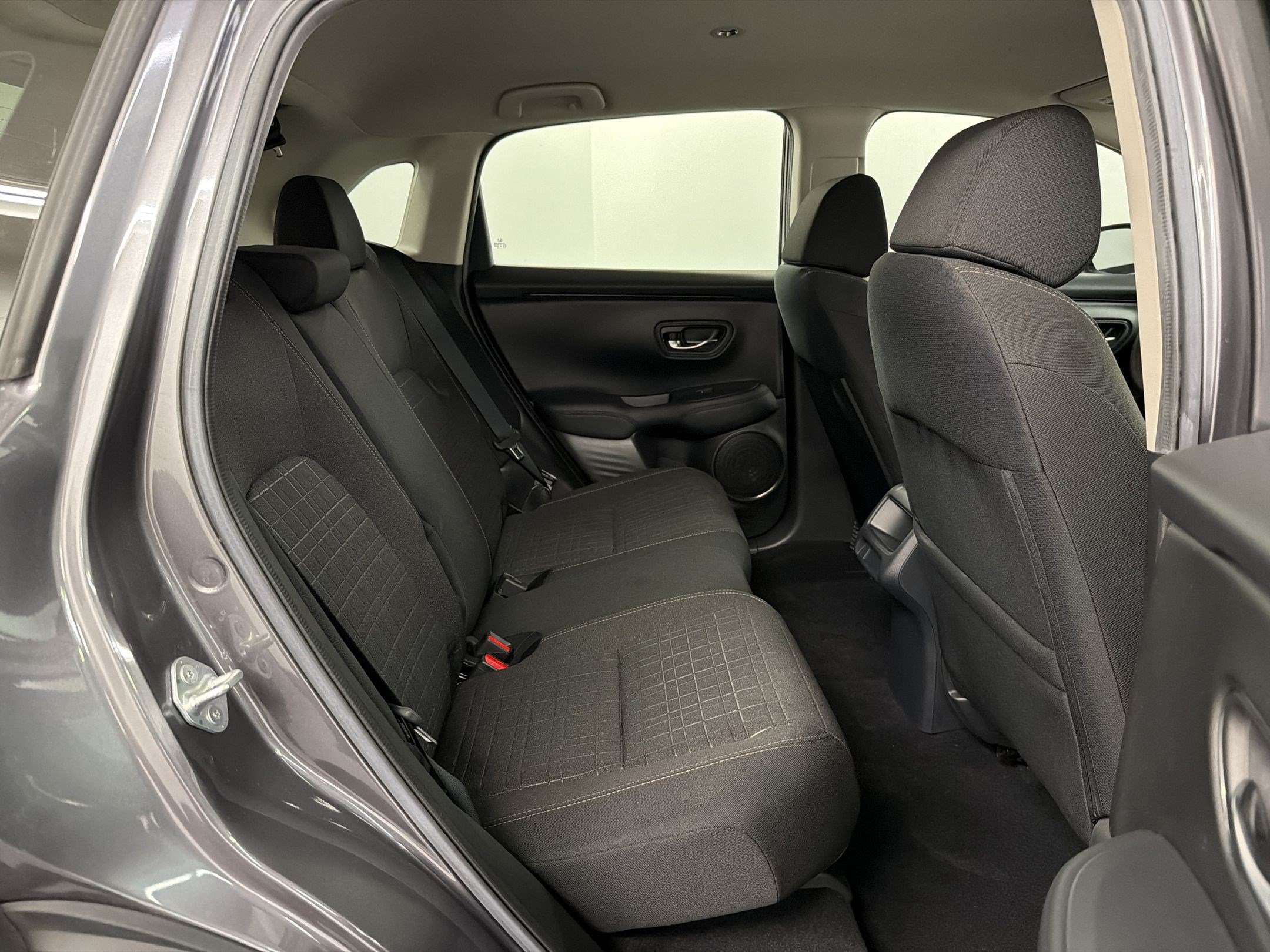 Certified 2024 Honda HR-V LX image 28
