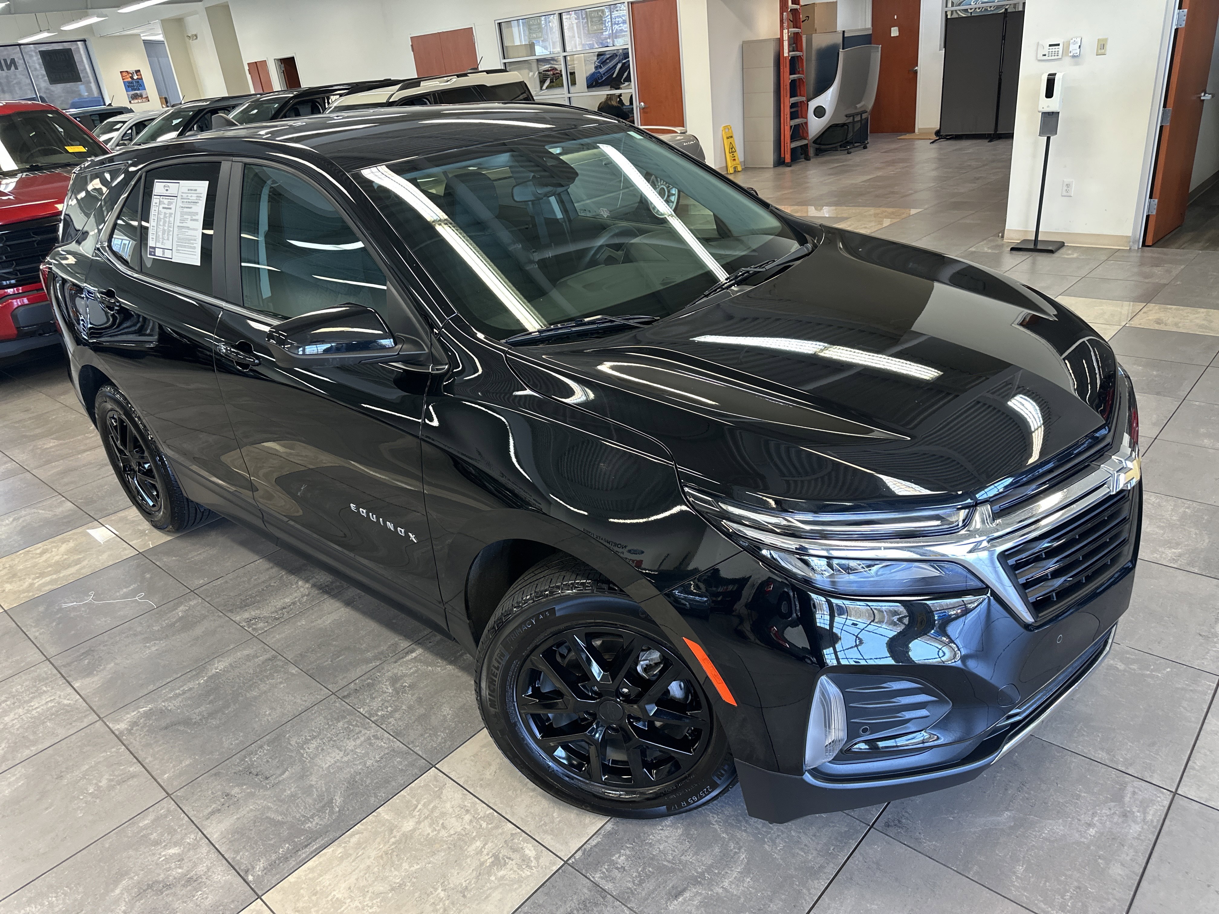 Used 2024 Chevrolet Equinox LT FWD image 10
