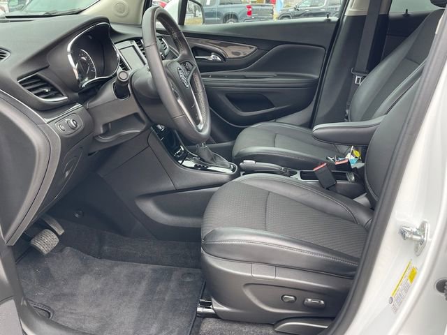 Used 2022 Buick Encore Preferred image 14