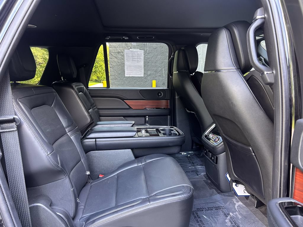 Used 2021 Lincoln Navigator L Reserve AWD/4WD image 26