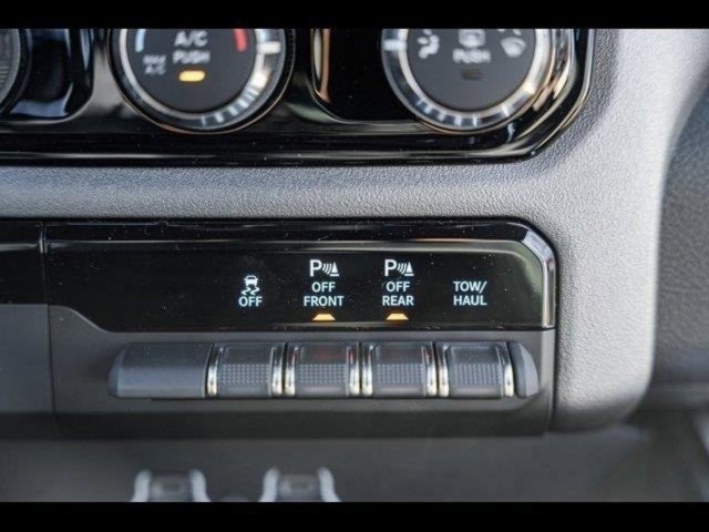New 2025 RAM 1500 Big Horn AWD/4WD image 23