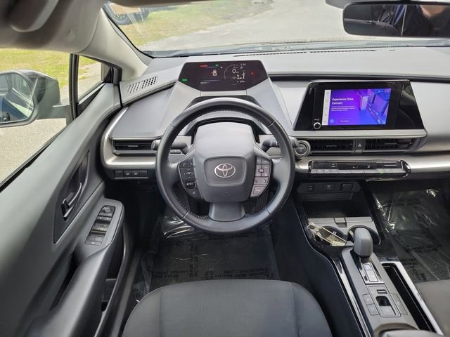 Used 2024 Toyota Prius LE image 25