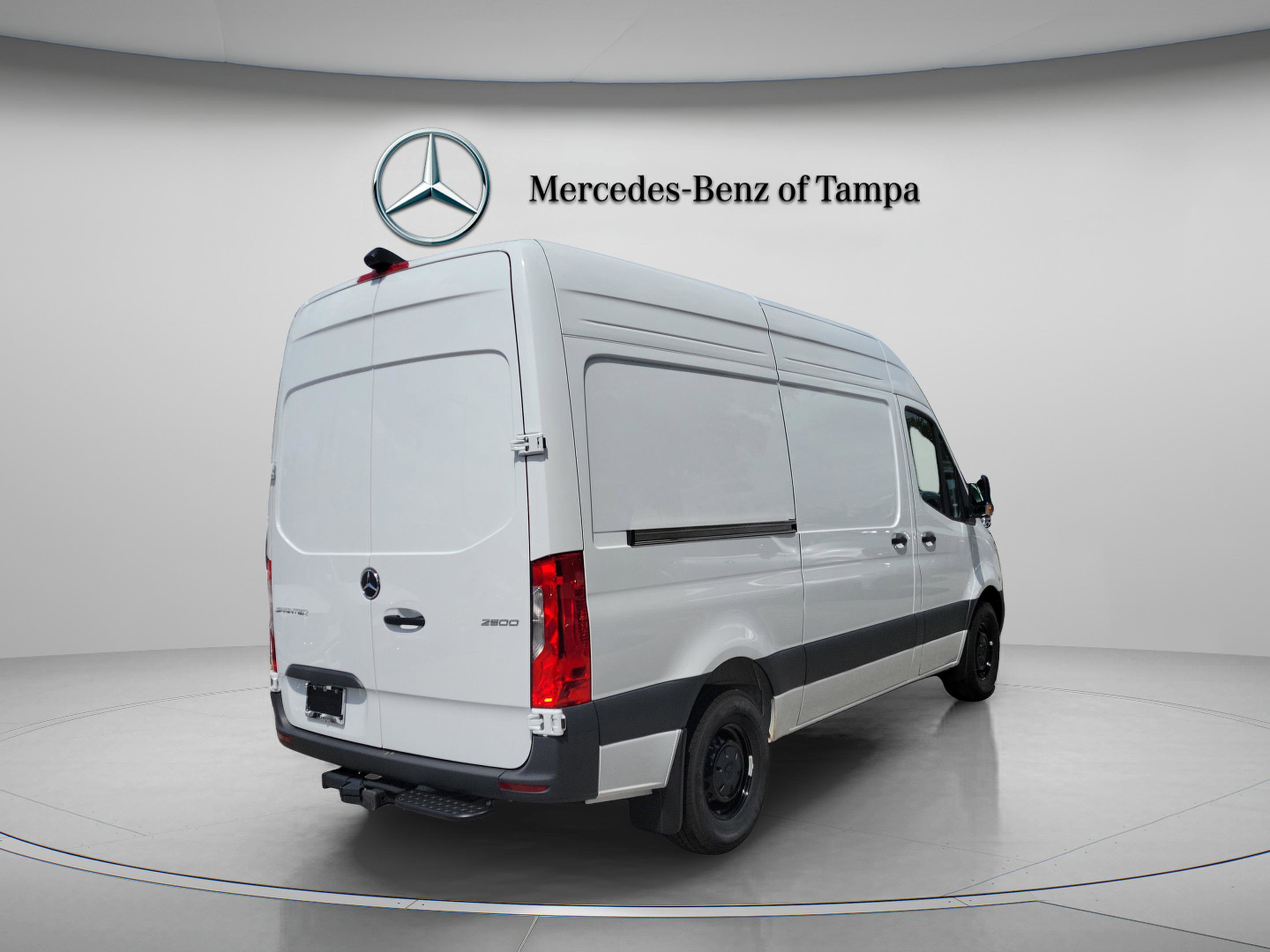 New 2025 Mercedes-Benz Sprinter 2500 image 3