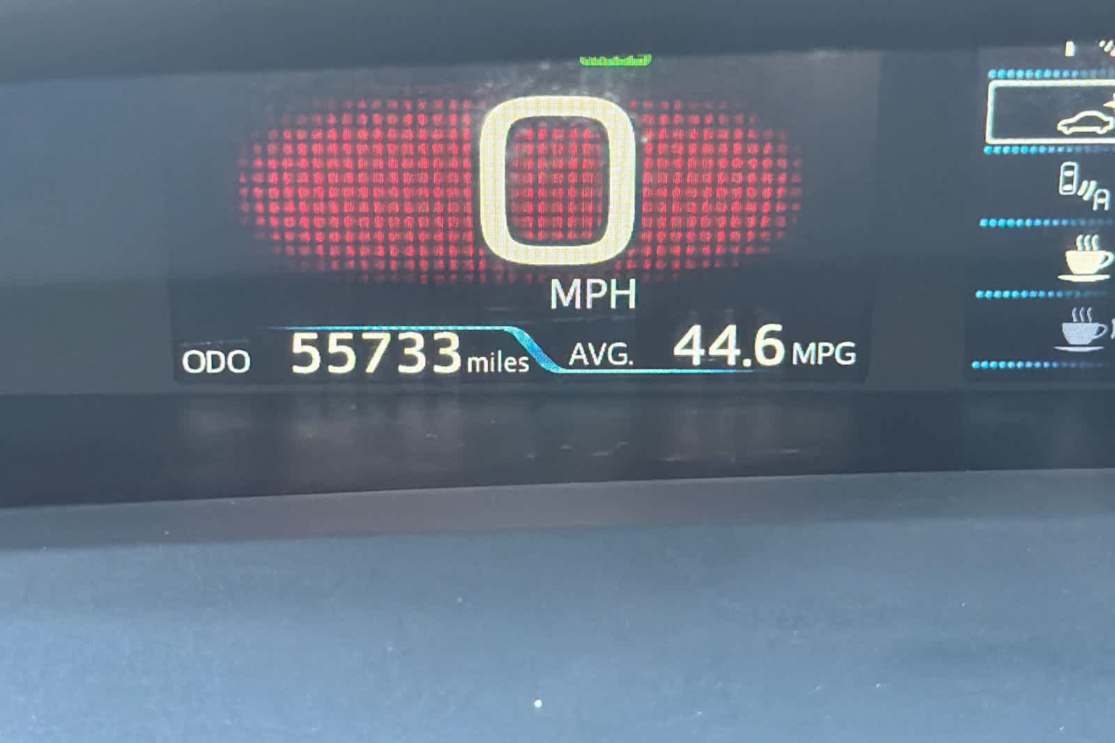 Used 2021 Toyota Prius LE AWD/4WD image 27