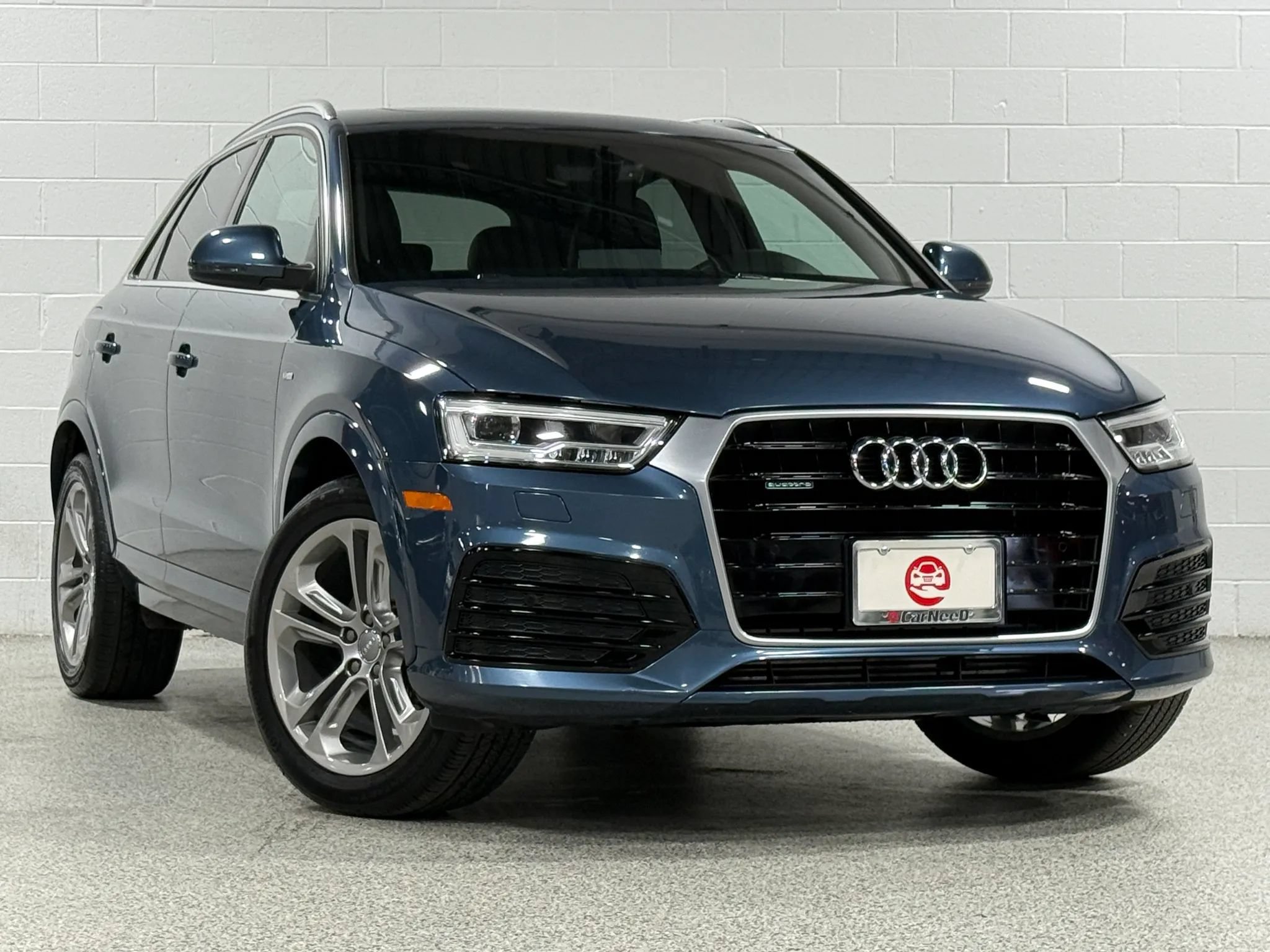 Used 2017 Audi Q3 2.0T Prestige w/ Prestige Package AWD/4WD image 4
