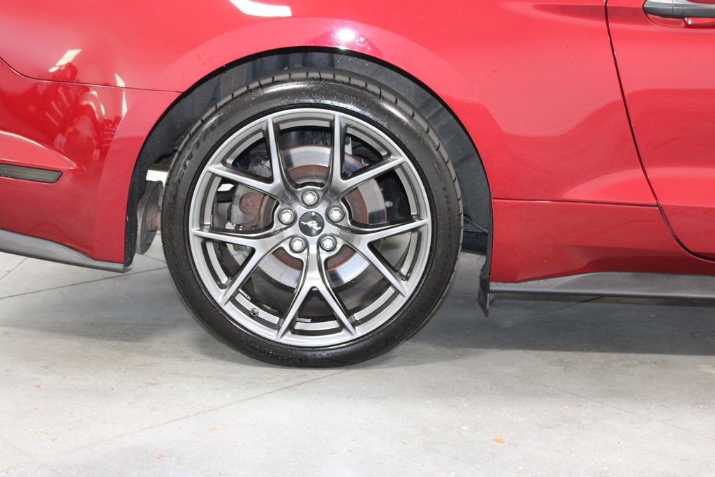 Used 2018 Ford Mustang GT Premium w/ Performance Package - Level 2 image 13