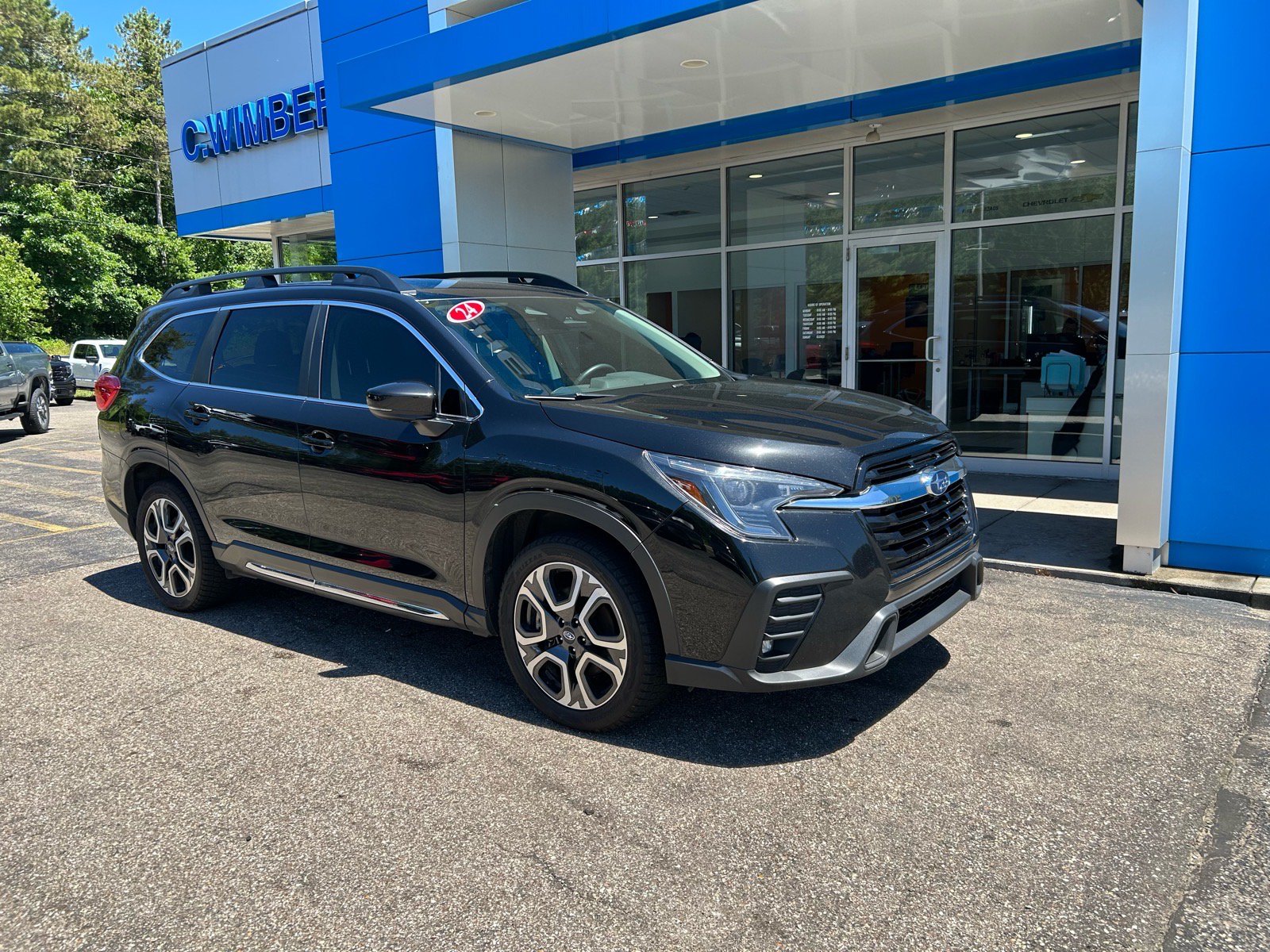 Used 2024 Subaru Ascent Limited AWD/4WD image 3