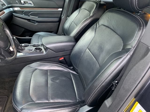 Used 2017 Ford Explorer Limited FWD image 19