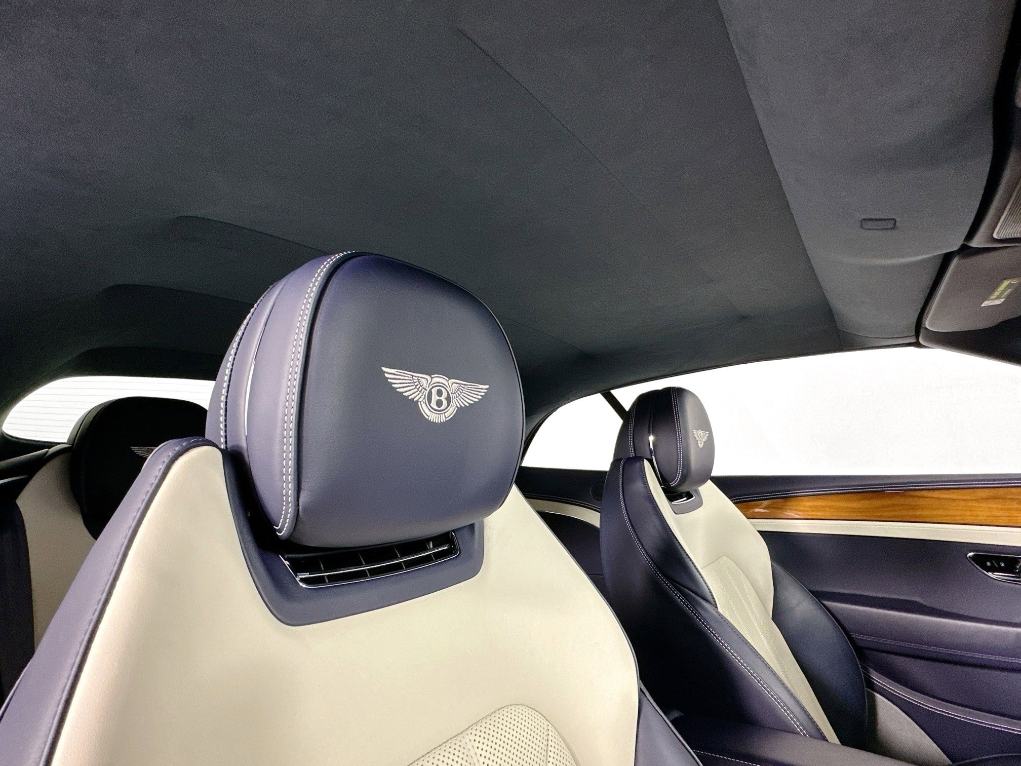 Certified 2023 Bentley Continental GT Mulliner image 22