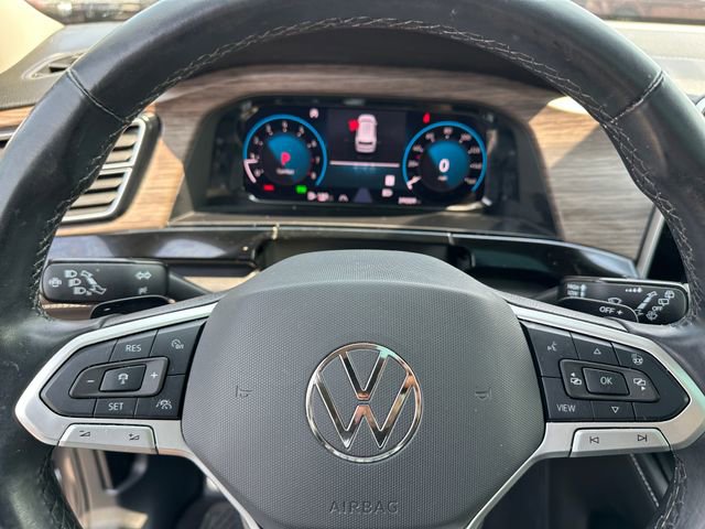 Used 2024 Volkswagen Atlas SEL Premium R-Line image 32