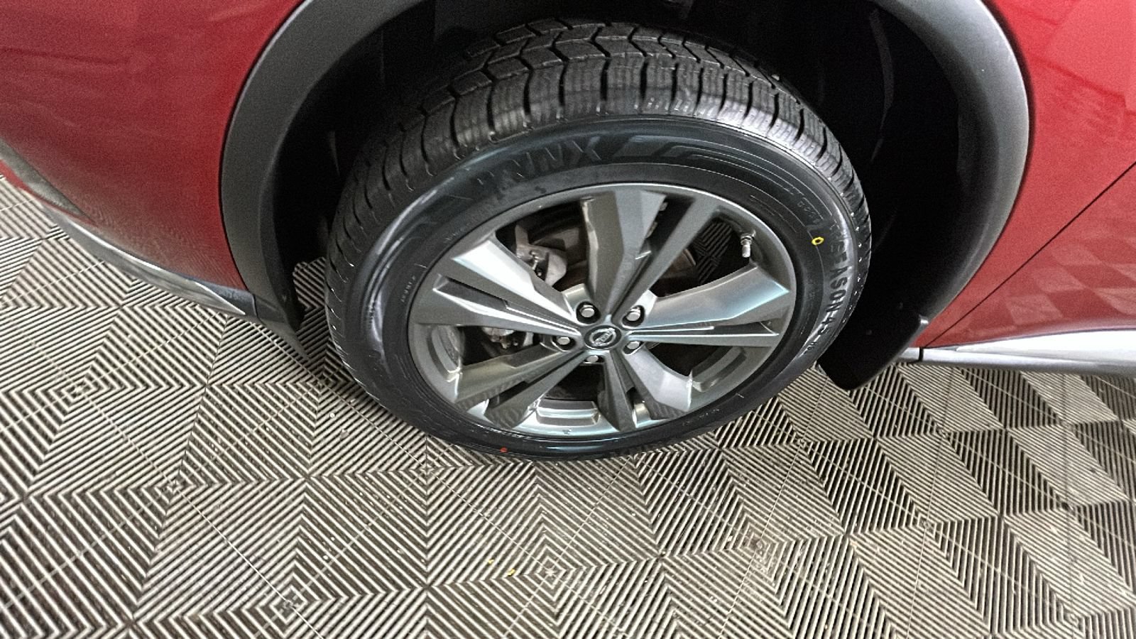 Used 2019 Nissan Murano Platinum w/ Cargo Package FWD image 11