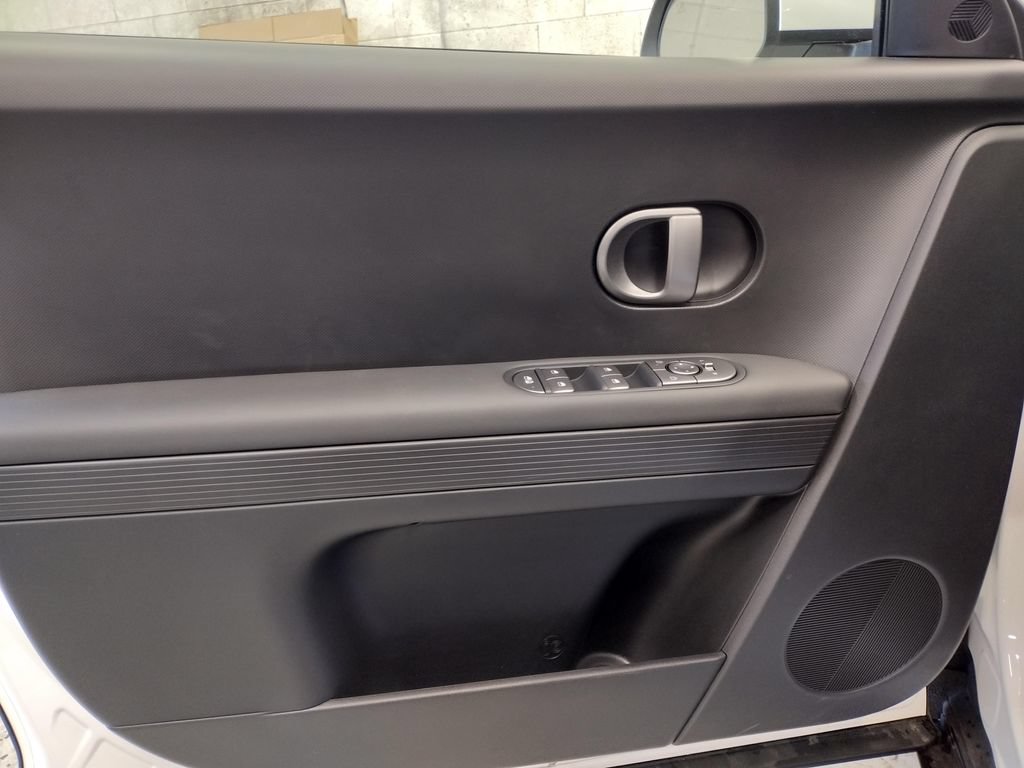 New 2026 Hyundai Ioniq 5 SEL AWD/4WD image 18