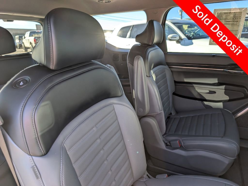 Certified 2024 Kia EV9 Land image 19