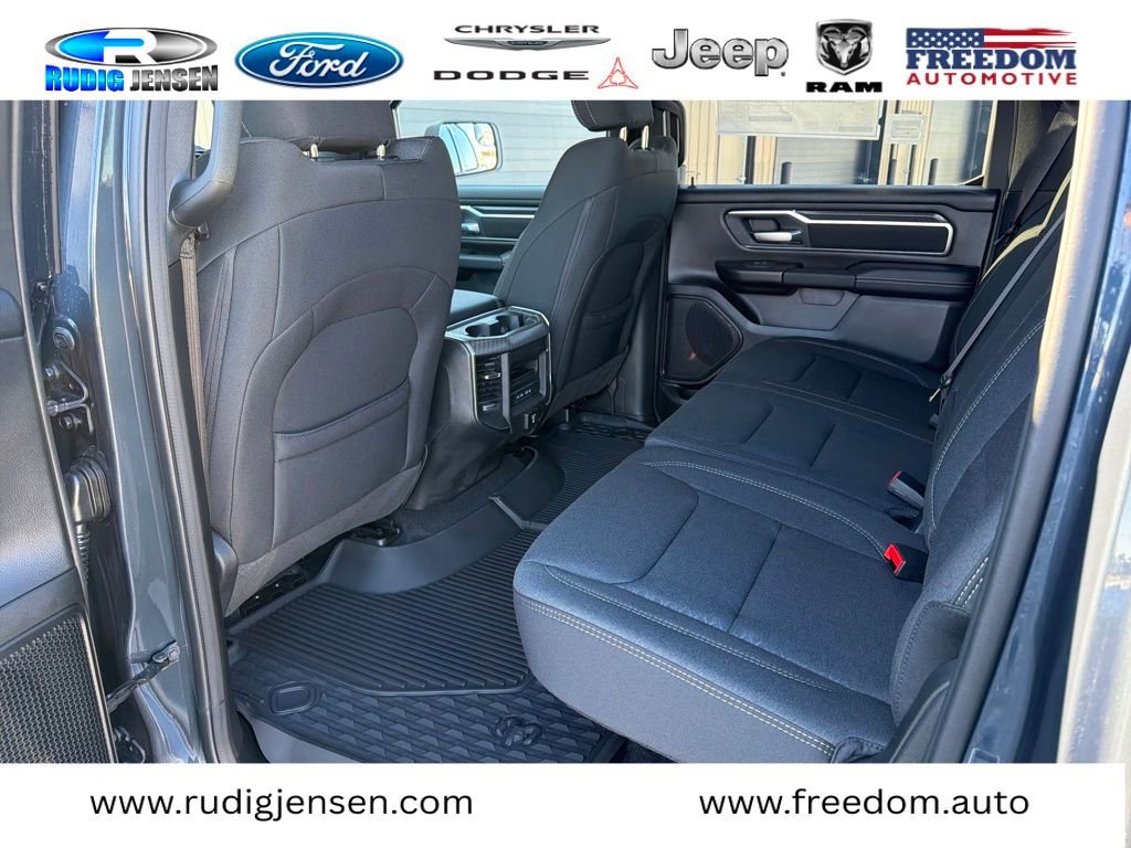 New 2026 RAM 1500 4x4 Crew Cab image 12