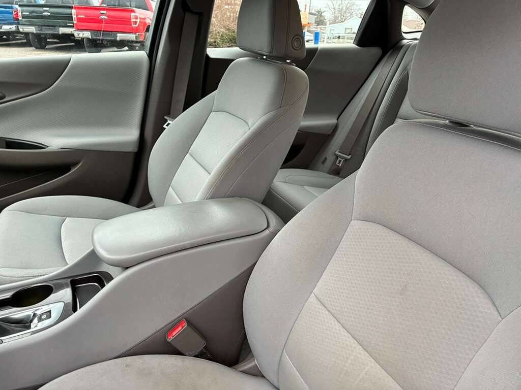 Used 2023 Chevrolet Malibu LS image 10