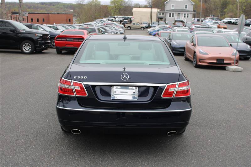 Used 2010 Mercedes-Benz E 350 Sedan w/ Premium 2 Pkg image 7