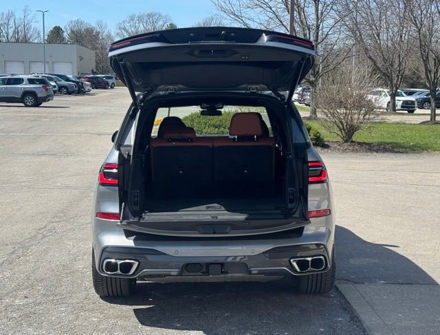 Certified 2023 BMW X7 M60i w/ Executive Package AWD/4WD image 33