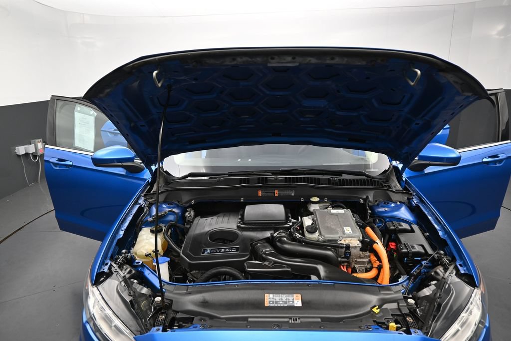 Used 2020 Ford Fusion SE FWD image 39